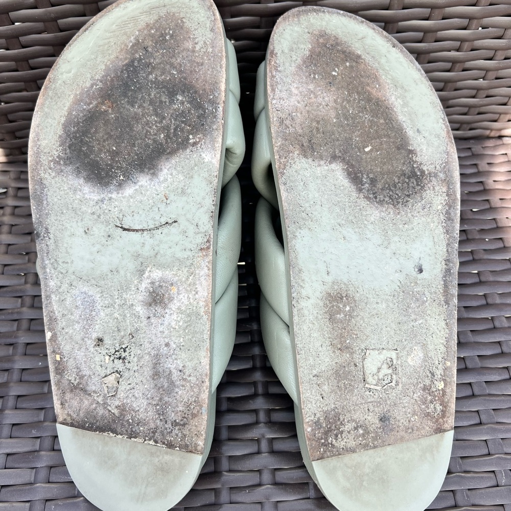 Anine Bing Lizzie flat sandals puffy straps, padded sole 100% lamb leather. - Picture 9 of 11